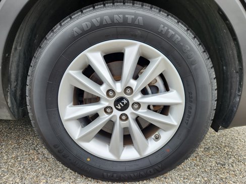 Used 2019 Kia Sorento LX image 20
