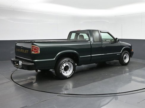 Used 2001 Chevrolet S10 Pickup 2WD Extended Cab w/ Comfort Convenience Pkg image 7