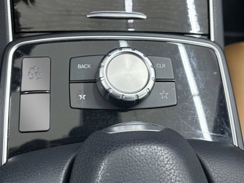Used 2015 Mercedes-Benz E 400 4MATIC Coupe image 12