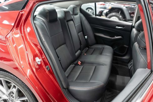 Used 2023 Nissan Altima 2.0 SR image 12