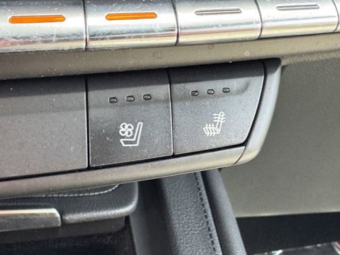 Used 2019 Cadillac XT4 Sport image 26