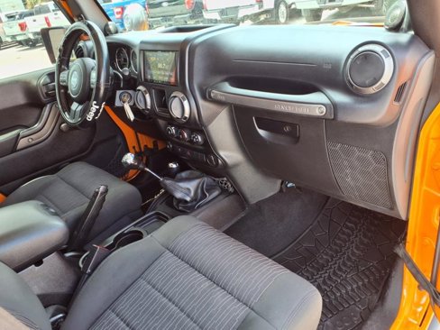 Used 2012 Jeep Wrangler Unlimited Sport w/ Connectivity Group image 12