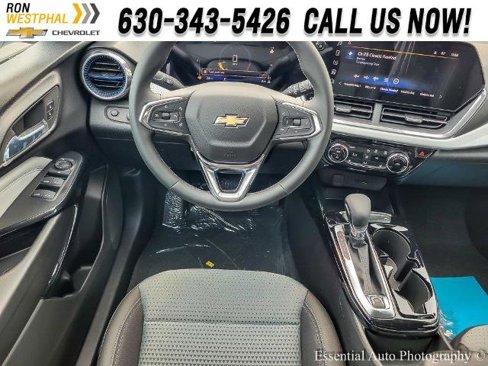 New 2025 Chevrolet Trax LT w/ LT Convenience Package image 10