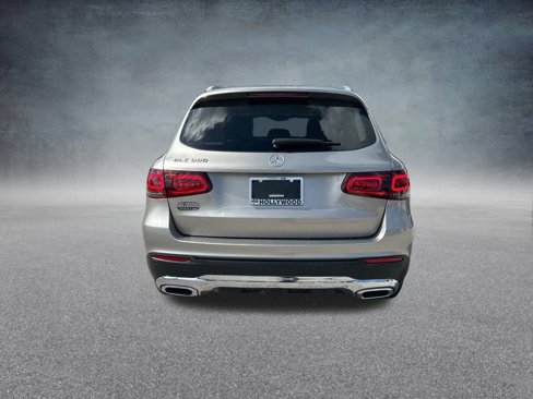 Used 2021 Mercedes-Benz GLC 300 image 5