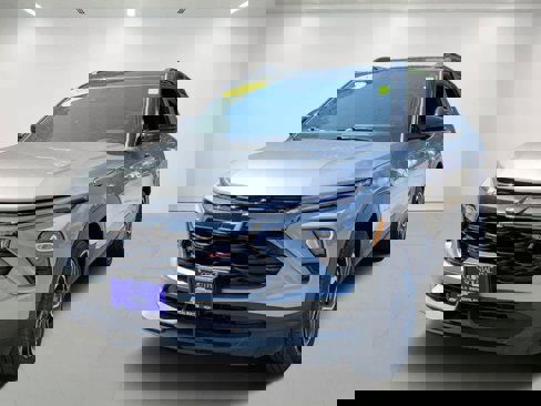 Certified 2025 Chevrolet TrailBlazer RS w/ Convenience Package image 1
