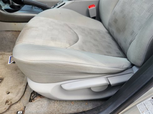 Used 2012 Toyota RAV4 4WD image 14