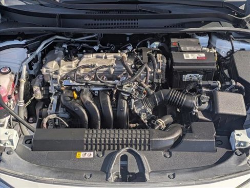 Used 2021 Toyota Corolla LE image 21