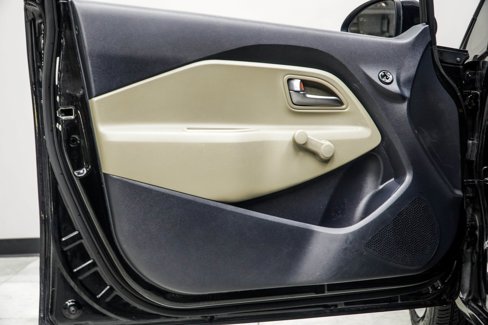 Used 2015 Kia Rio LX w/ Paint Protection Film Package image 25