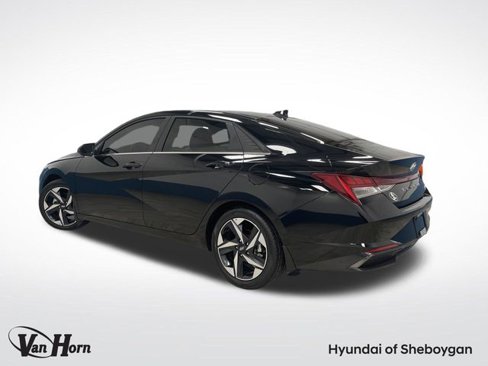 Used 2023 Hyundai Elantra Limited w/ Winter Weather Package image 3