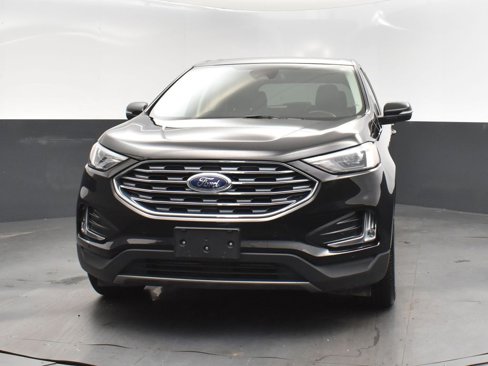 Used 2024 Ford Edge Titanium image 10