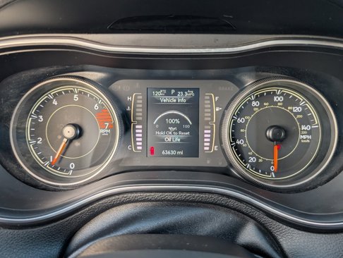 Used 2021 Jeep Cherokee Latitude image 19