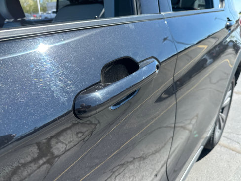 Used 2021 Ford Explorer XLT w/ Equipment Group 202A image 13