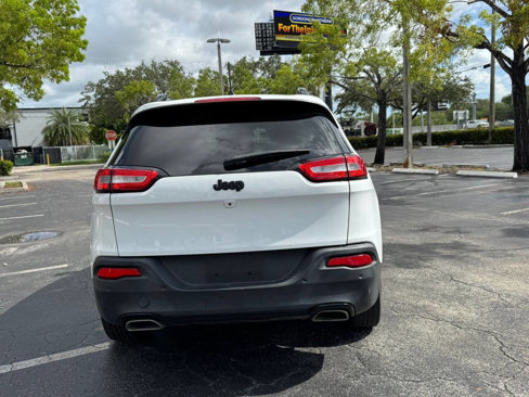 Used 2016 Jeep Cherokee High Altitude image 5