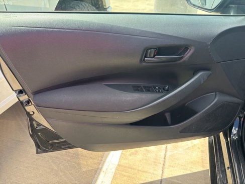 Used 2023 Toyota Corolla LE image 10