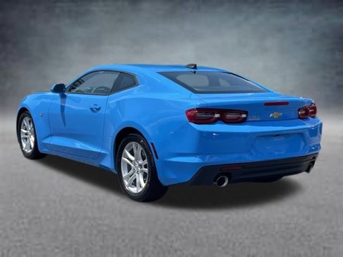 Used 2022 Chevrolet Camaro LS image 15