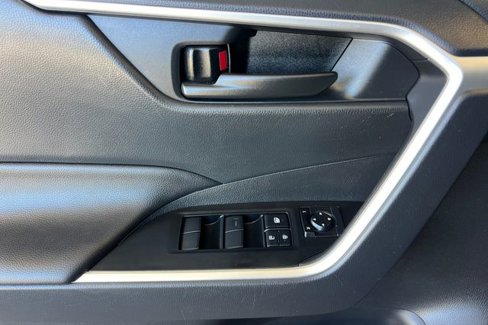 Certified 2025 Toyota RAV4 LE image 17