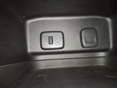Used 2018 Chevrolet Equinox LT image 14