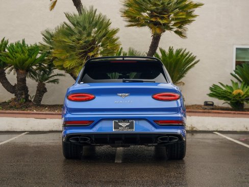 Used 2022 Bentley Bentayga image 30