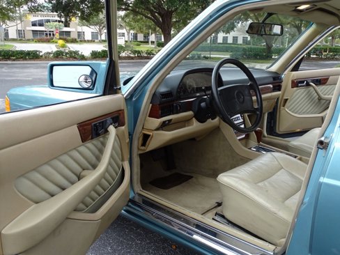 Used 1991 Mercedes-Benz 300 SE image 16