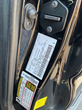 Used 2017 Toyota Tacoma TRD Sport image 22