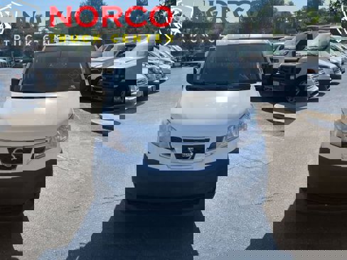 Used 2015 Nissan NV200 S image 3