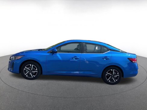 Used 2024 Nissan Sentra SV image 9