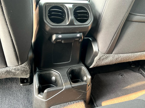 Used 2023 Jeep Gladiator Sport image 19