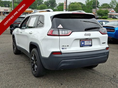 Certified 2020 Jeep Cherokee Latitude Plus w/ Cold Weather Group image 8