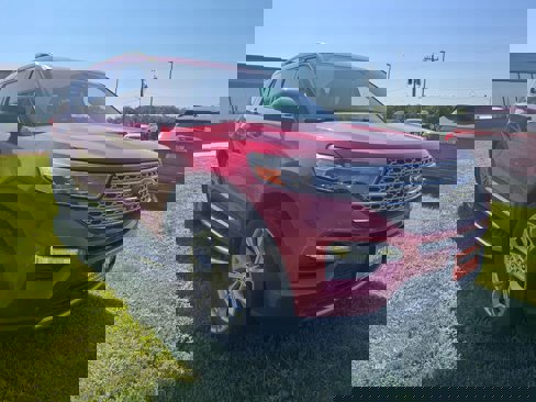 Used 2021 Ford Explorer Limited w/ Equipment Group 301A image 4