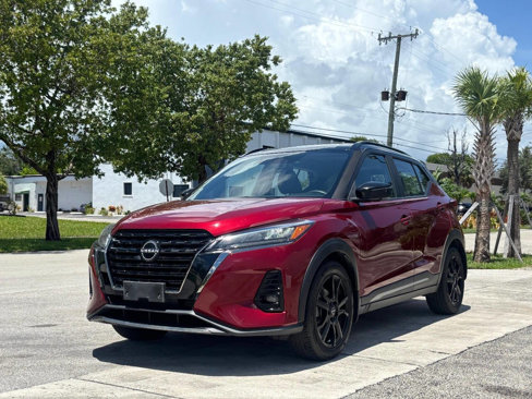 Used 2022 Nissan Kicks SR w/ Premium Package image 1