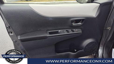Used 2012 Toyota Yaris LE image 9