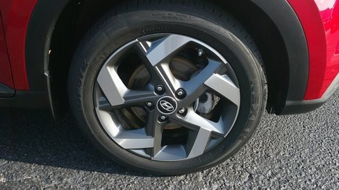 Certified 2022 Hyundai Venue Limited image 23