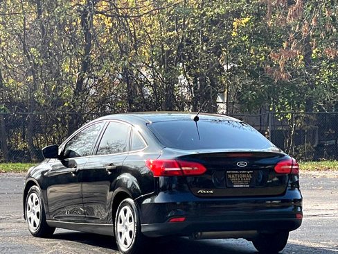 Used 2018 Ford Focus S image 14