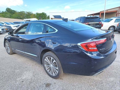 Used 2017 Buick LaCrosse Essence image 7
