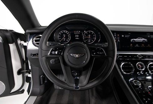 Used 2020 Bentley Continental GT V8 image 24