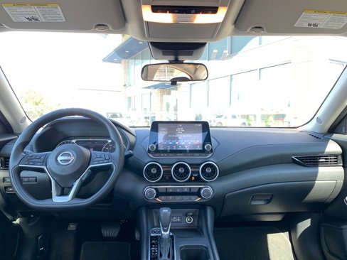 Used 2024 Nissan Sentra SV image 31