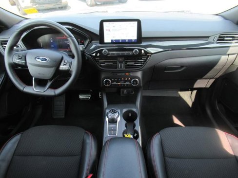 Used 2024 Ford Escape ST-Line image 13