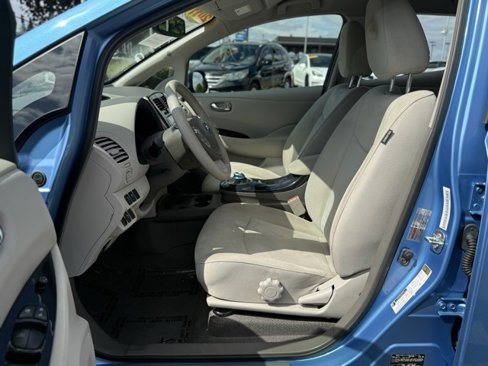 Used 2011 Nissan Leaf SL image 14