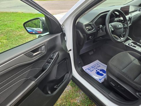Used 2023 Ford Escape Active image 6