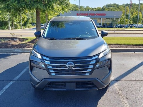 Used 2024 Nissan Rogue S image 5