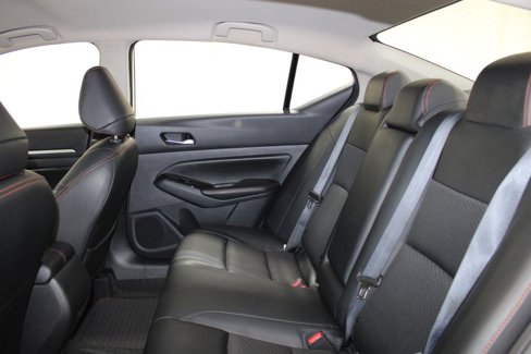 Used 2024 Nissan Altima 2.5 SR image 19