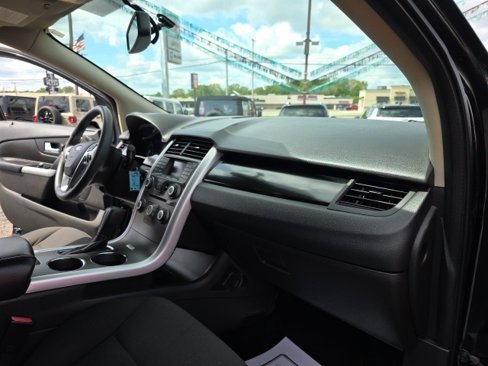 Used 2013 Ford Edge SE image 37