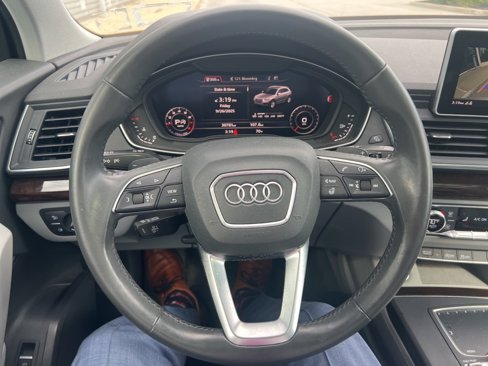 Used 2019 Audi Q5 2.0T Premium Plus w/ Premium Plus Package image 61