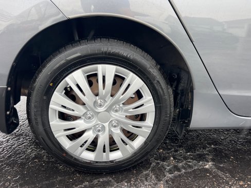 Used 2014 Honda Insight LX image 37