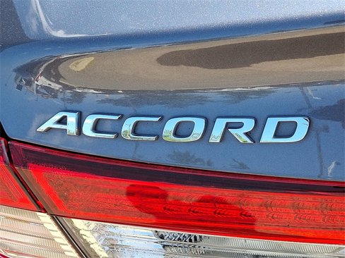 Used 2019 Honda Accord EX image 30