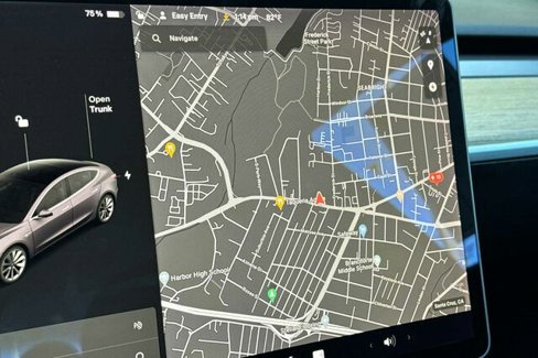 Used 2019 Tesla Model 3 Long Range image 18