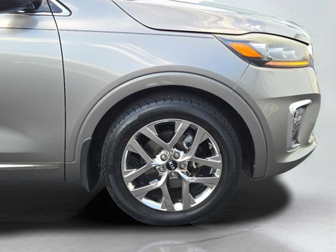 Used 2019 Kia Sorento SX image 11