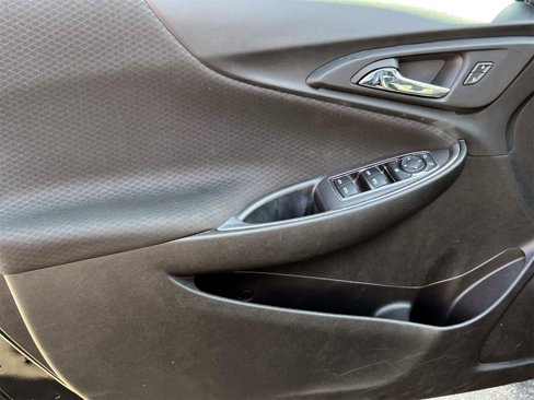 Used 2022 Chevrolet Malibu LT image 19