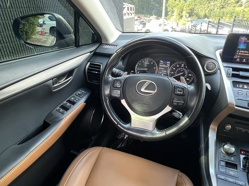 Used 2020 Lexus NX 300 FWD image 33