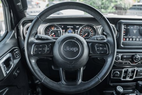 Used 2021 Jeep Wrangler Unlimited Sport image 29